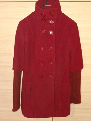 Women's coat small burgundy like new