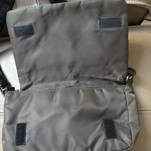 Benetton shoulder bag used vintage nylon and leatherette, oil color with black