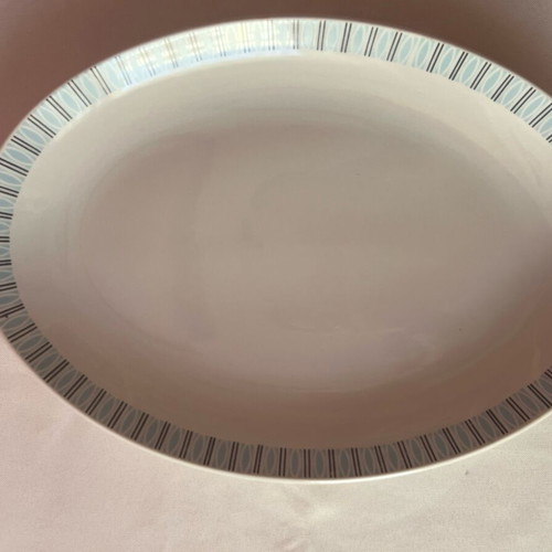 Oval platter Kerameikos vintage in like-new condition 36x26cm