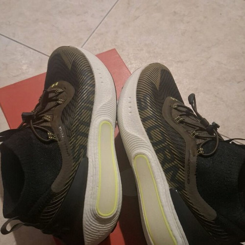 Παπούτσια Under Armour 44 ελαφρώς χρησιμοποιημένα, μαύρα αθλητικά