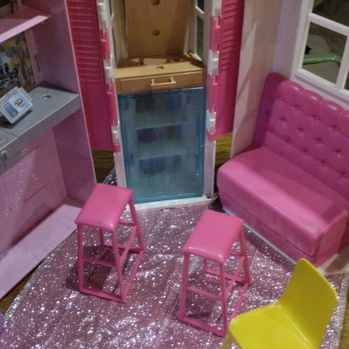 Barbie Restaurant Like New