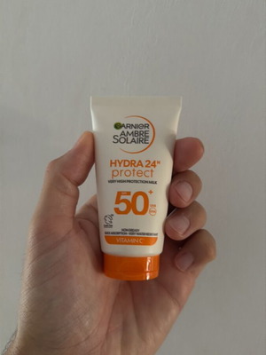Garnier Hydra 24 SPF50 sun cream with vitamin C 50ml new