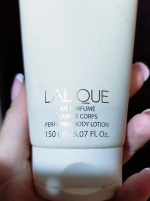 Lalique αρωματισμένη λοσιόν σώματος 150 ml