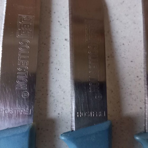 Various knives used, pack of 16 pieces