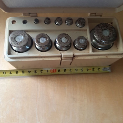 Steel Weights Set from Romania 1979 used, in box