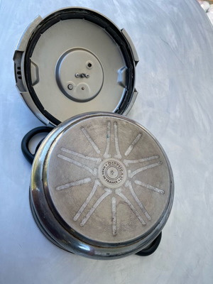 Tefal Diffusal 8L pressure cooker used