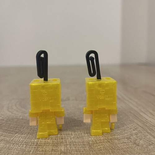 Minecraft Alex figures with golden armor like new, set of 2