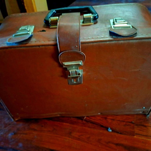 Union Soviet Electric Sewing Machine like new with case and accessories
