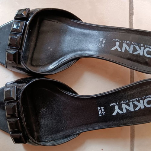 Mules DKNY black patent leather used, size 36 with box