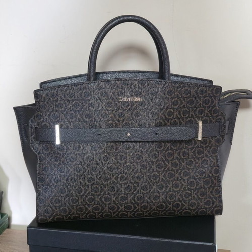 Calvin Klein leather handbag like new, black and brown