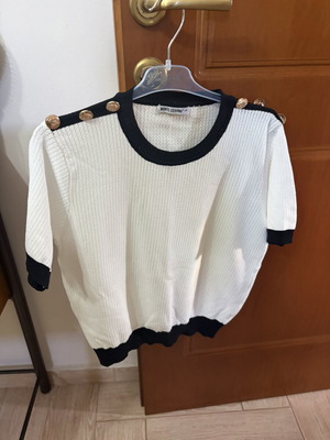 Blouse with gold buttons like new, black and white, one size