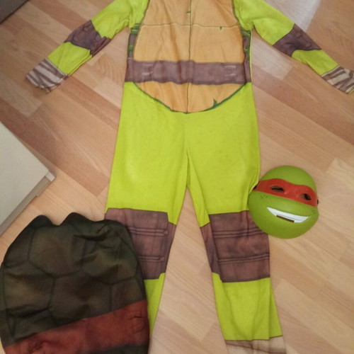 Teenage Mutant Ninja Turtles costume size 12-14 like new