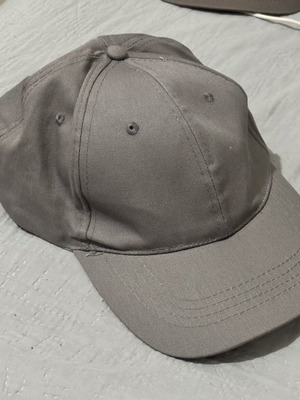 Sinsay unisex hat gray color like new without print