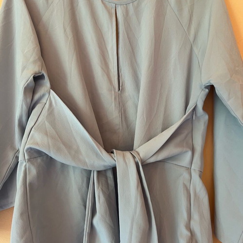 Light Blue Blouse with Belt and Wide Sleeves with Side Zipper like new