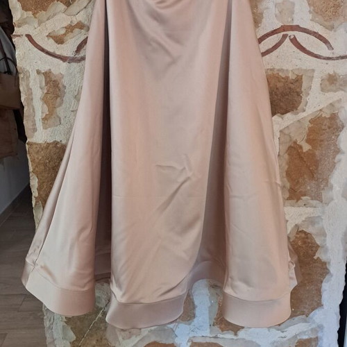Crepe satin skirts new, gold and nude, size small