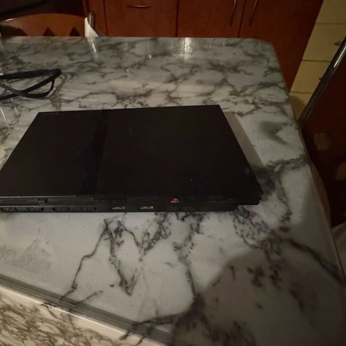PlayStation 2 black used, only with video cable