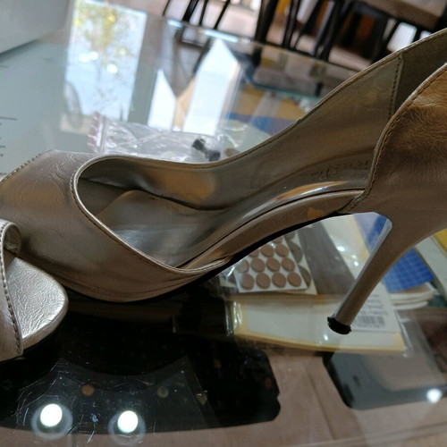 Luciaren women's sandals size 36 silver like new