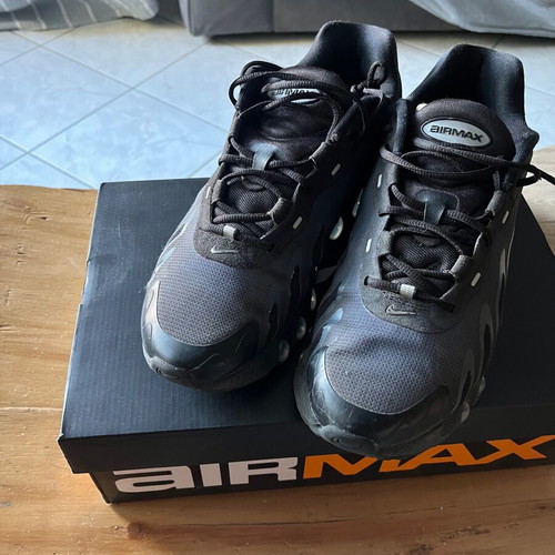 Nike Air Max DN8 sneakers, size 44, black and grey