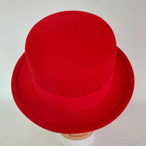 Vintage red women's fedora hat BREITER Munchen like new