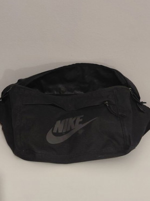 Nike crossbody bag used, black