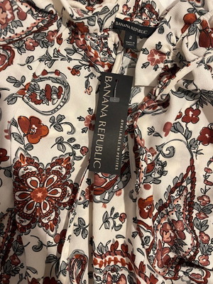 Banana Republic dress new, size 2, airy