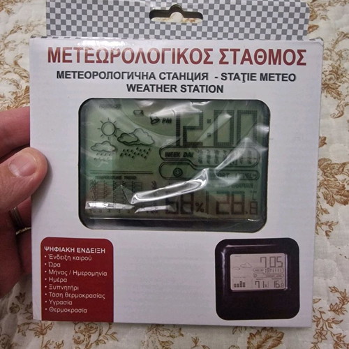 Weather station new in box