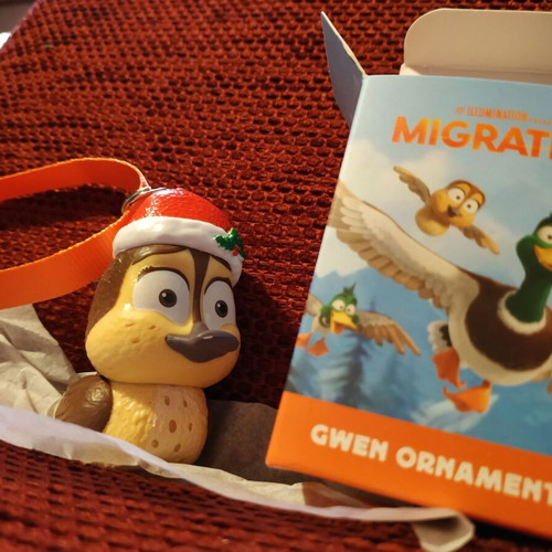Migration set of 8 items from Universal Studios 2023 movie, new