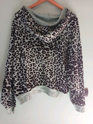 BSB animal print hoodie sweatshirt like new, one size