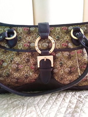 Brocade shoulder bag used with leather details and built-in wallet brown bronze