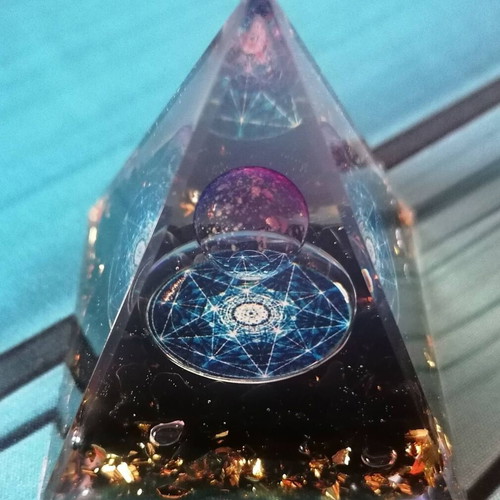 Orgonite pyramid with obsidian and gold leaves new