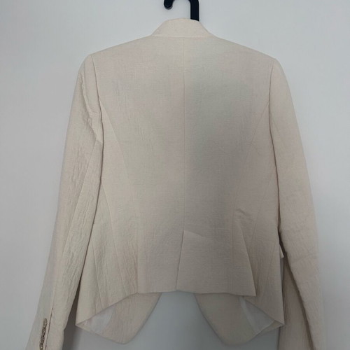 Crop blazer Zara like new, off white with gold details