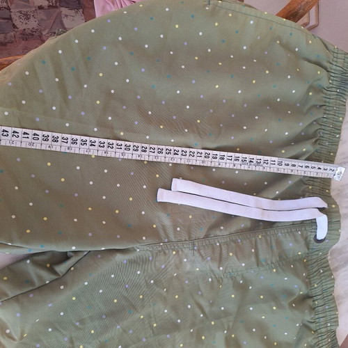 Men's khaki polka dot swim shorts xxl used, Waves Swimming Gear