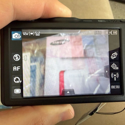 Samsung ST1000 camera like new