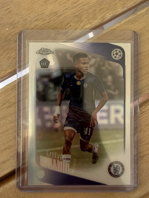 Estevao Willian Rookie Topps Silver Refractor card like new