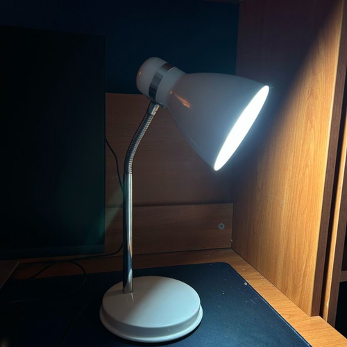 Table lamp DSL042 like new for desk lighting