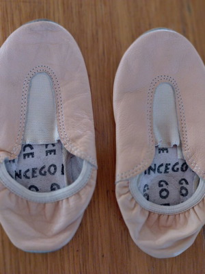 Go Dance ballet shoes used, size 28, pink-beige