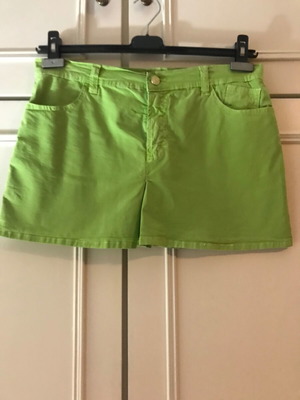 D&G Dolce Gabbana mini skirt like new, size 28-42, green