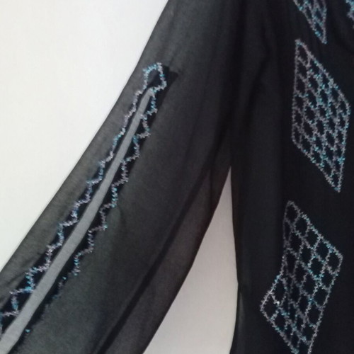 Women's blazer with embossed design like new, black
