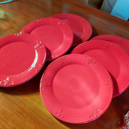 SIA Home Fashion red dinner set new, festive