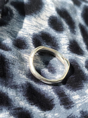 Tiny silver ring 925