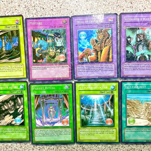 Yu-Gi-Oh! collection like new with rare and classic 130+ cards