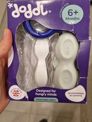 Doddl feeding set used, spoon and storage box for 6+ months