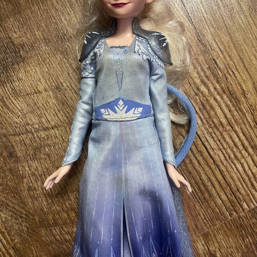 Elsa doll used
