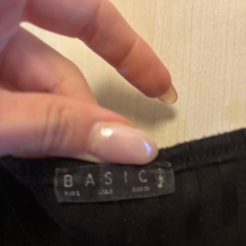 Stradivarius crop top used, size S, black, good condition