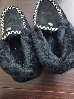 Ugg women's slippers like new, black, size 39/40