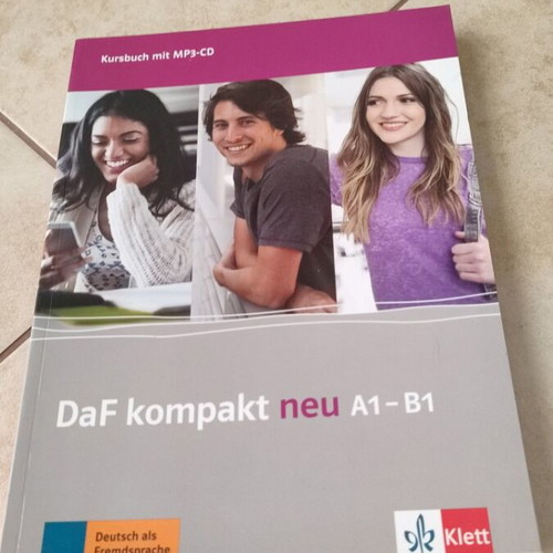 DaF Kompakt Neu A1-B1 German Language Coursebook like new