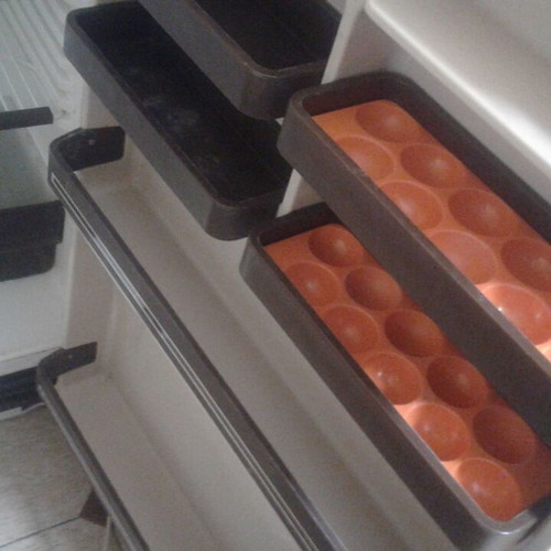 Pitsos refrigerator used, functional, no frost not included