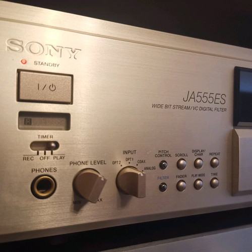 Sony MDS JA-555ES mini disc player like new, collectible champagne model
