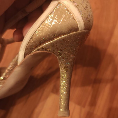 Tango dance shoes No 37 with 8.5cm heel, like new