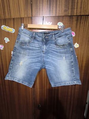Sisley denim shorts like new, size W29, blue, Y2K style